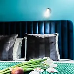 Aparthotel Pure Premium - Free Parking & Ac 4*