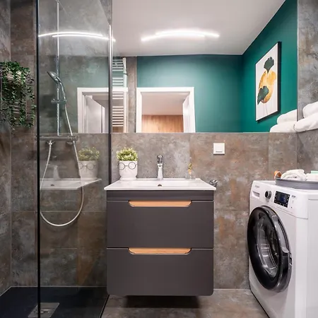 Lejlighedshotel Pure Premium - Free Parking & Ac