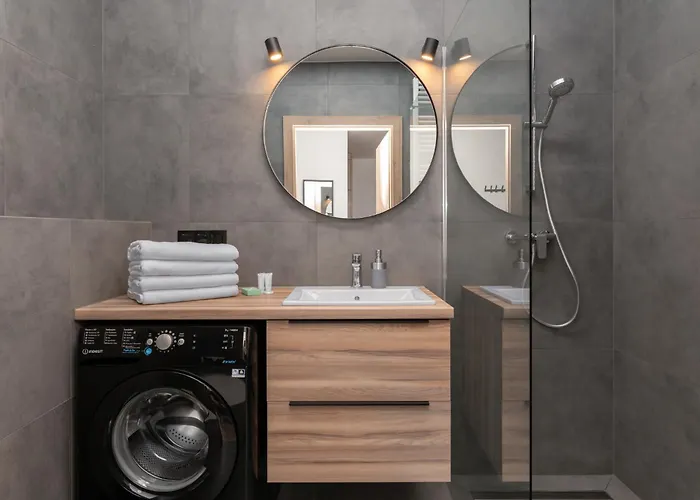 Pure Premium - Free Parking & Ac 4*