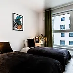 Apartmanhotel Pure Premium - Free Parking & Ac