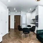 Appart hôtel Pure Premium - Free Parking & Ac