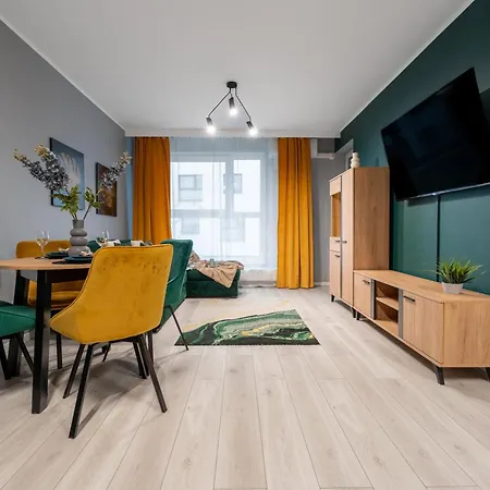 Pure Premium - Parking Free Wroclaw