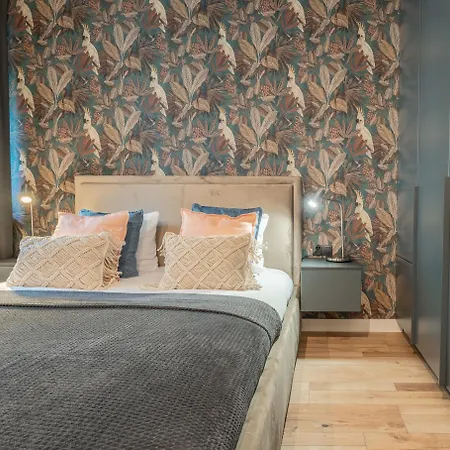 Aparthotel Pure Premium - Free Parking & Ac