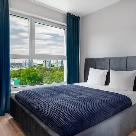 Aparthotel Pure Premium - Free Parking & Ac Breslavia