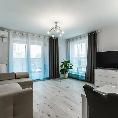 Pure Premium - Parking Free Aparthotel Wroclaw
