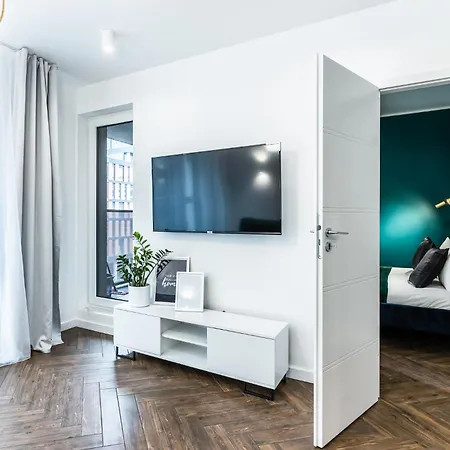 Pure Premium - Parking Free 4* Wroclaw