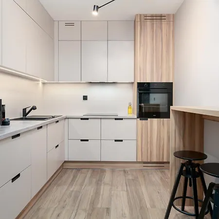 Aparthotel Pure Premium - Free Parking & Ac