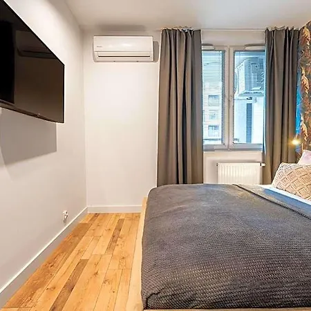 Apartahotel Pure Premium - Parking Free Breslavia