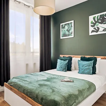 Pure Premium - Parking Free Aparthotel Wroclaw