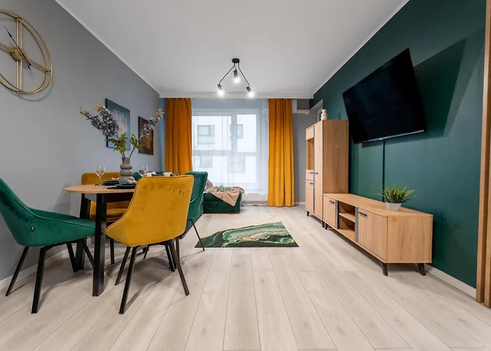 Pure Premium - Free Parking & Ac Wroclaw