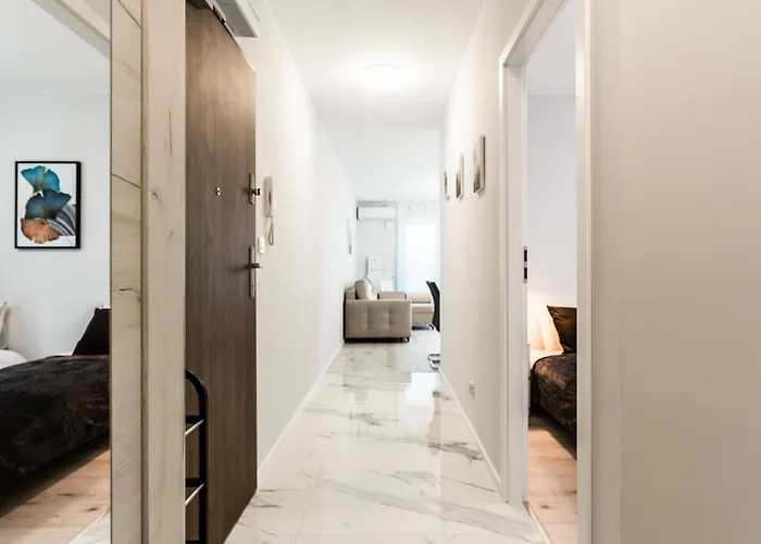 Aparthotel Pure Premium - Free Parking & Ac