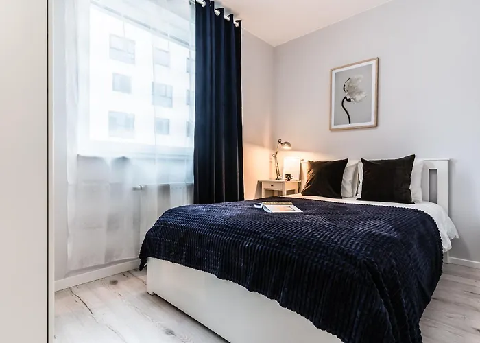 Pure Premium - Free Parking & Ac Aparthotel