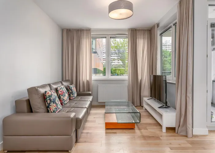 Pure Premium - Free Parking & Ac Aparthotel