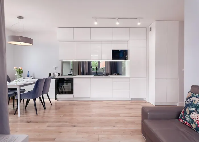 Pure Premium - Free Parking & Ac ヴロツワフ