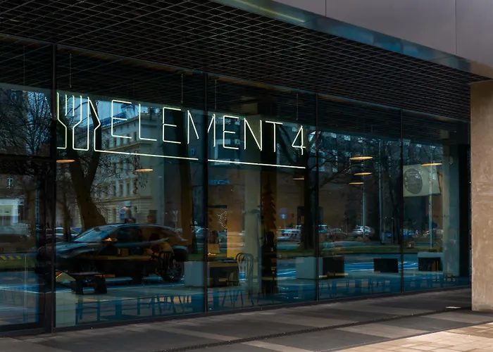 アパートホテル Pure Premium - Free Parking & Ac 4*